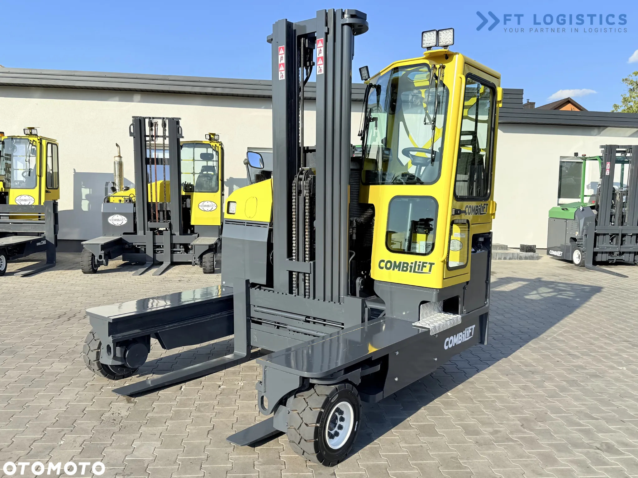 Combilift C5000 / DIESEL / TRIPLEX 6000MM / WOLNY SKOK / POZYCJONER WIDEŁ / WBUDOWANA WAGA / OGRZEWANIE / PEŁNA KABINA / STAN IDEALNY / zeroka oferta wózków czterokierunkowych i bocznych, dopasowanych do różnorodnych potrzeb i zastosowań - 4