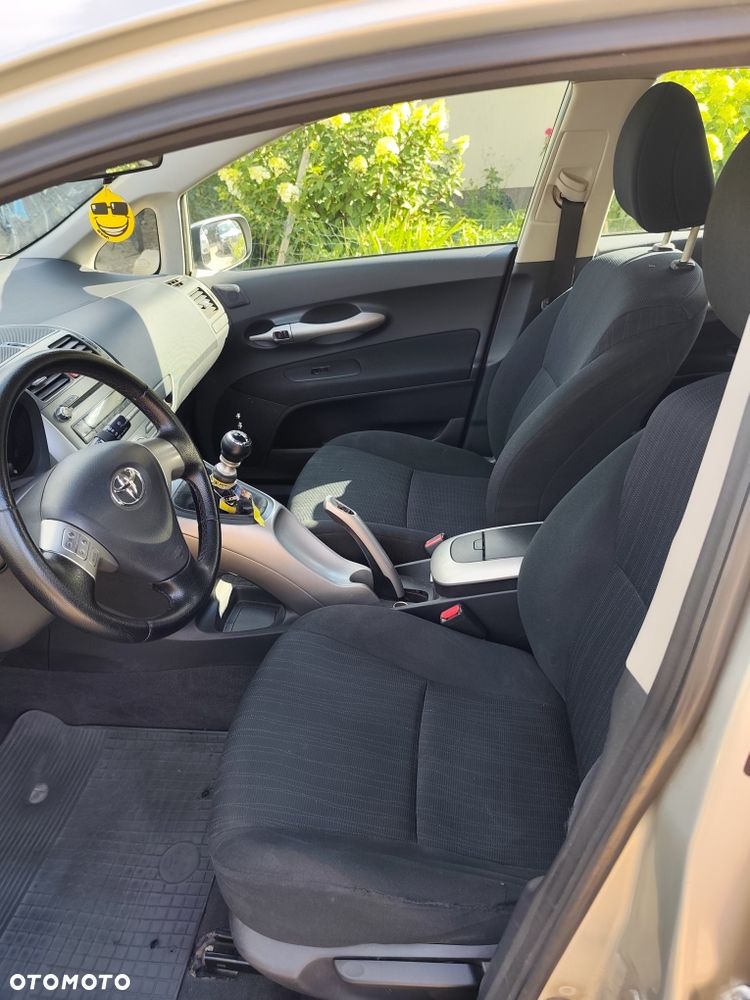 Toyota Auris - 6