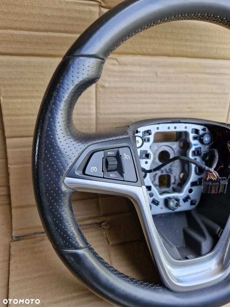 Kierownica skórzana skóra Opel Insignia A - 3