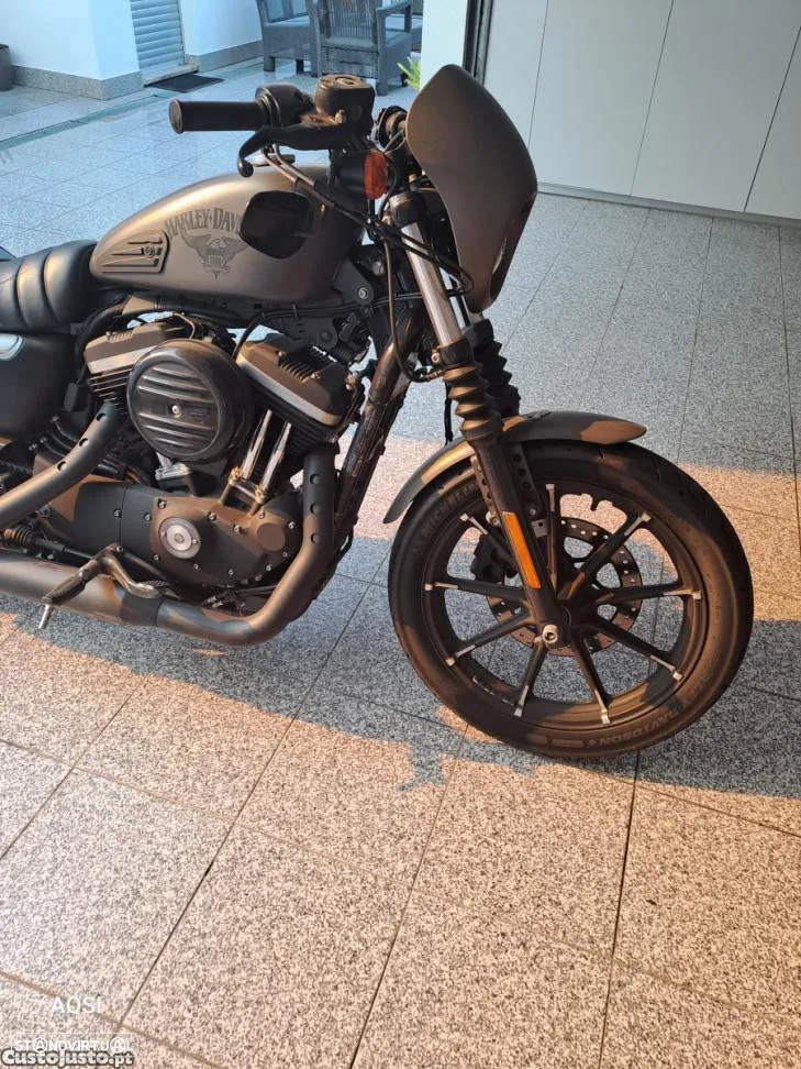 Harley-Davidson 883 - 3