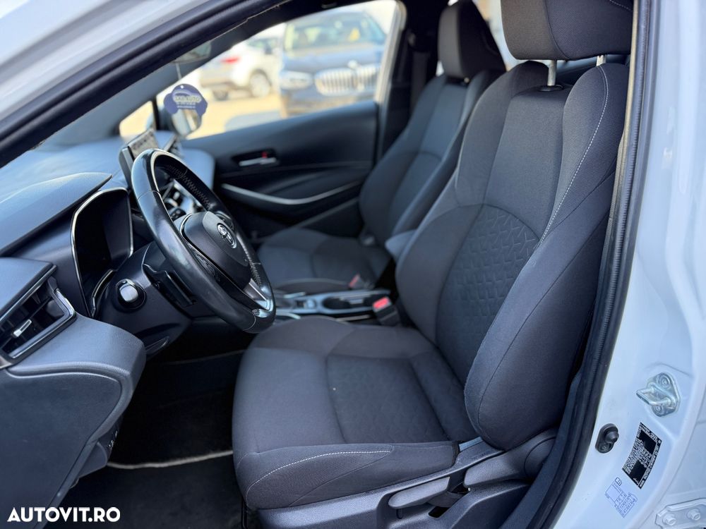 Toyota Corolla 2.0 Business Edition - 15