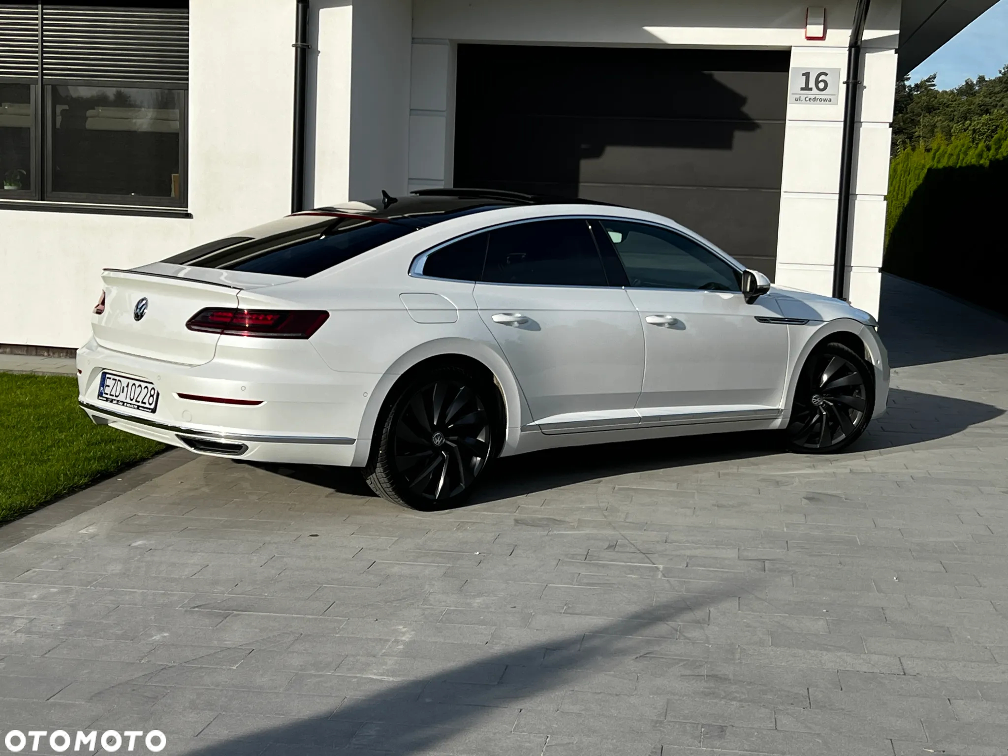 Volkswagen Arteon 2.0 TDI 4Motion SCR R-Line Edition DSG - 11