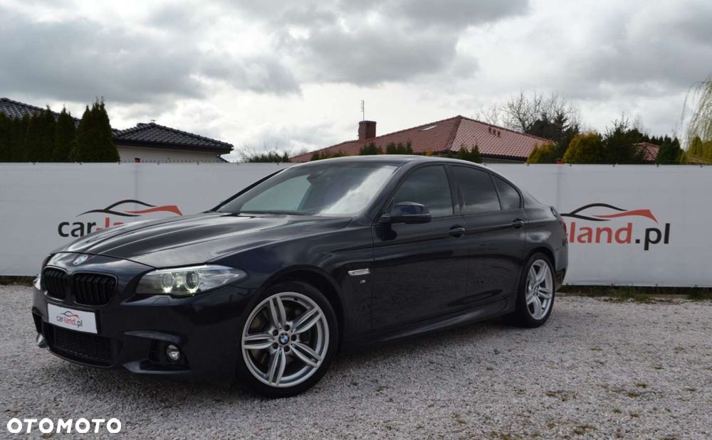 BMW Seria 5 530d Sport-Aut Luxury Line - 7