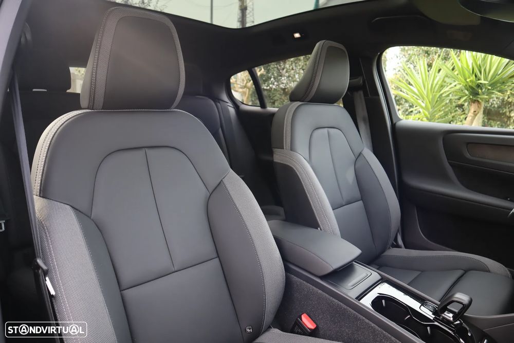 Volvo C40 Recharge Twin Motor Plus - 24