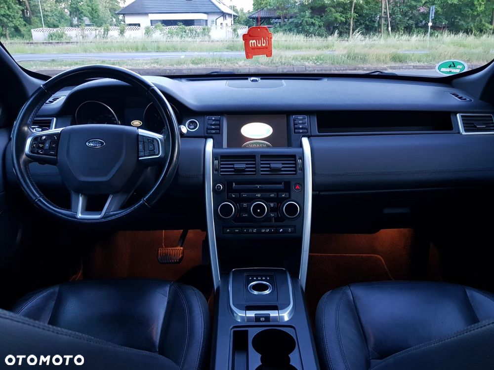 Land Rover Discovery Sport 2.0 TD4 HSE Luxury - 28