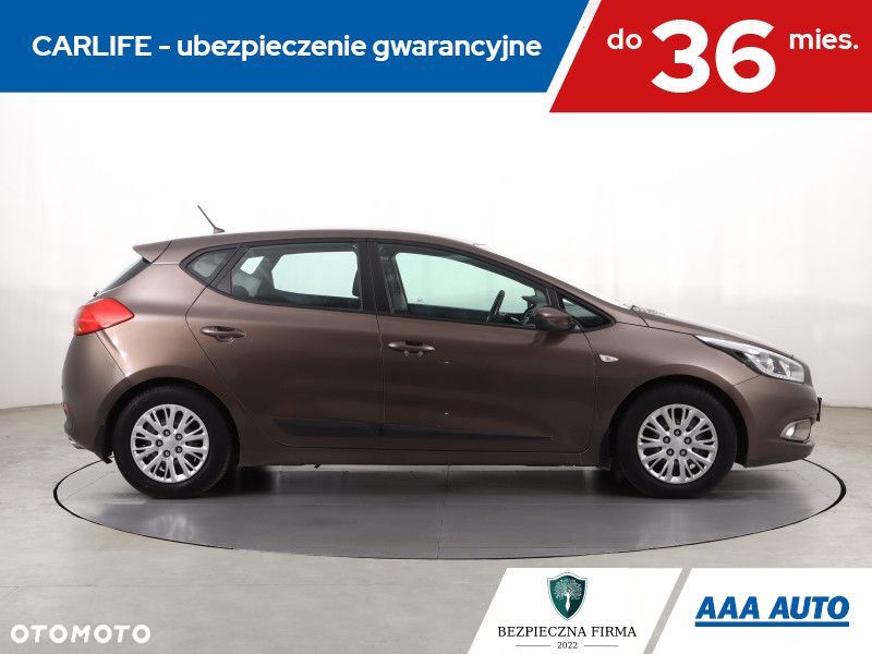 Kia Ceed - 7