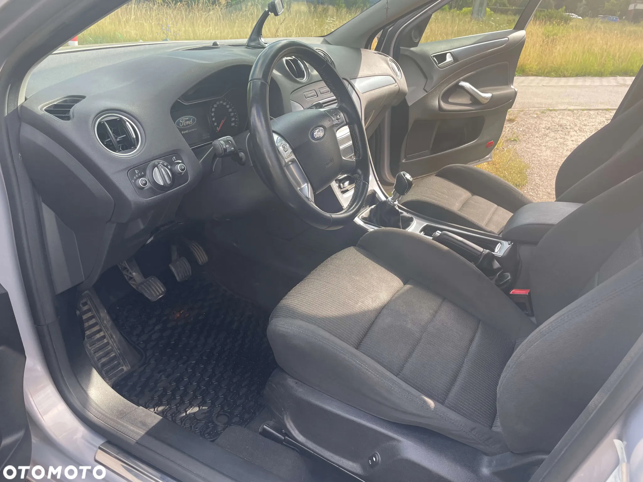 Ford Mondeo - 11