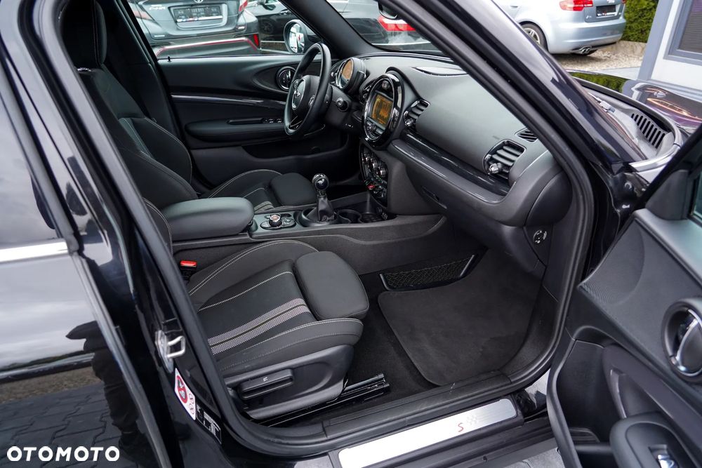 MINI Clubman - 25