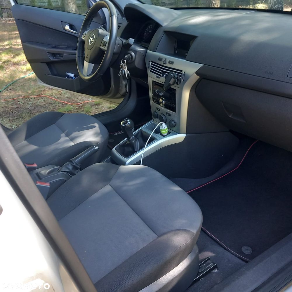 Opel Astra 1.4 - 6