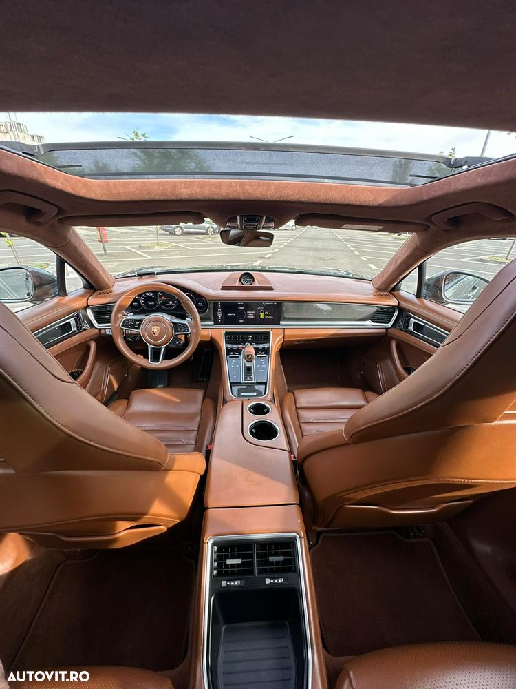 Porsche Panamera 4 E-Hybrid - 7
