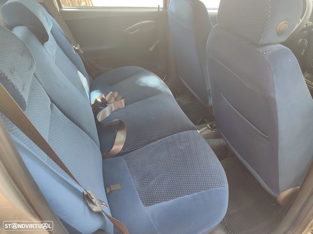 Fiat Punto 1.2 16V 80 Dynamic - 6