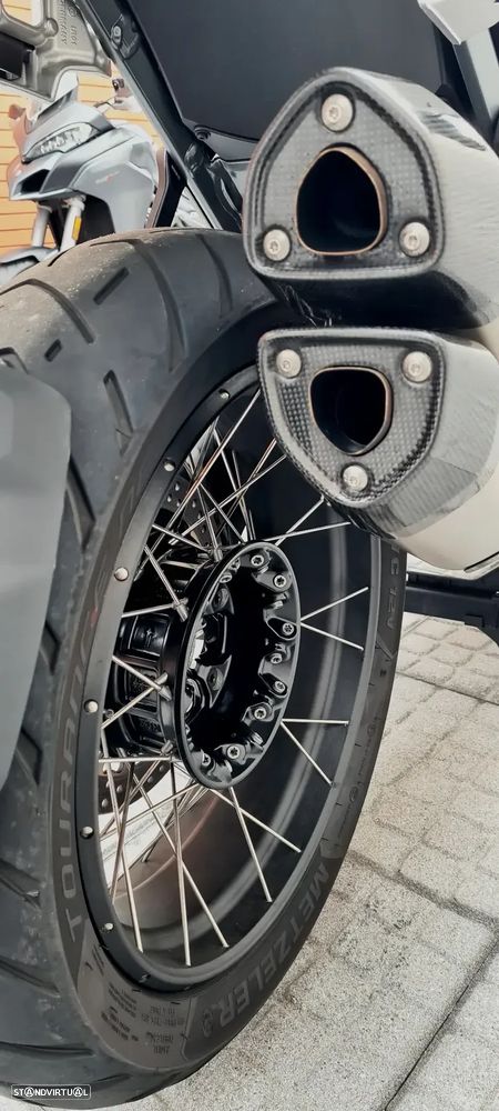 BMW R 1300 GS Adventure Triple Black Akrapovic - 36