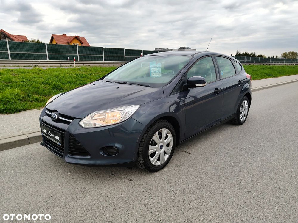 Ford Focus 1.6 Ambiente - 1