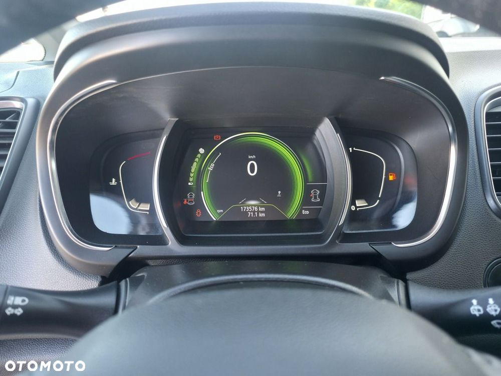 Renault Scenic - 24