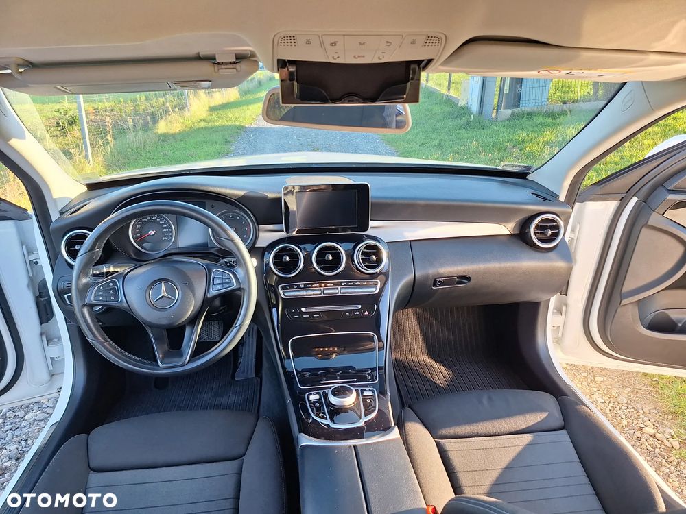 Mercedes-Benz Klasa C - 16