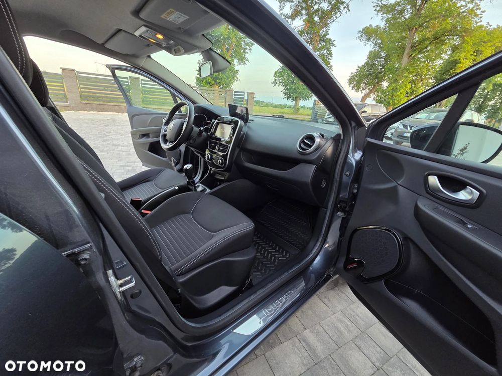 Renault Clio 1.2 16V 75 LIMITED - 15