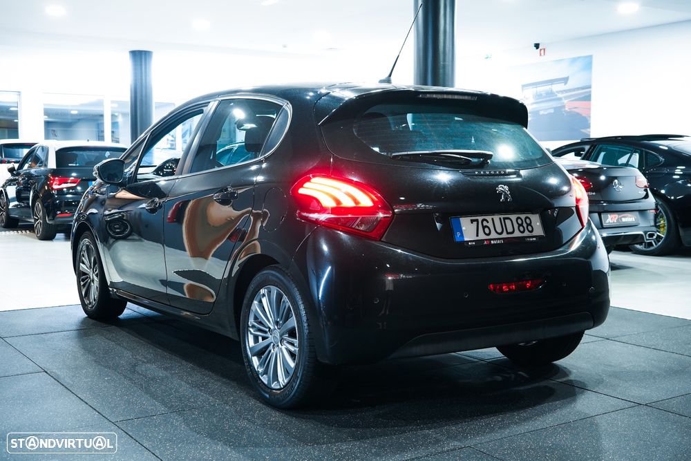 Peugeot 208 1.2 PureTech Style - 5