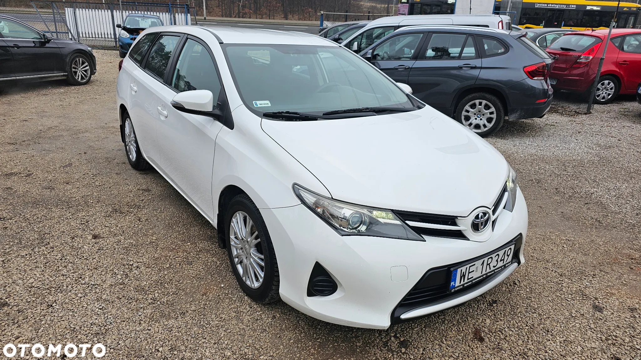 Toyota Auris 1.33 VVT-i Life Comfort - 3