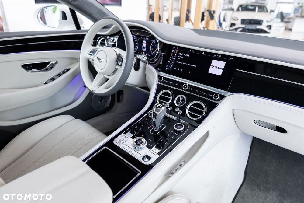 Bentley Continental GT - 35