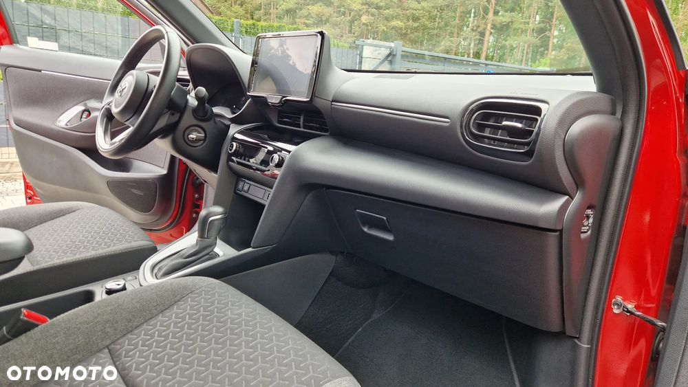 Toyota Yaris Cross Hybrid 1.5 Style AWD - 24