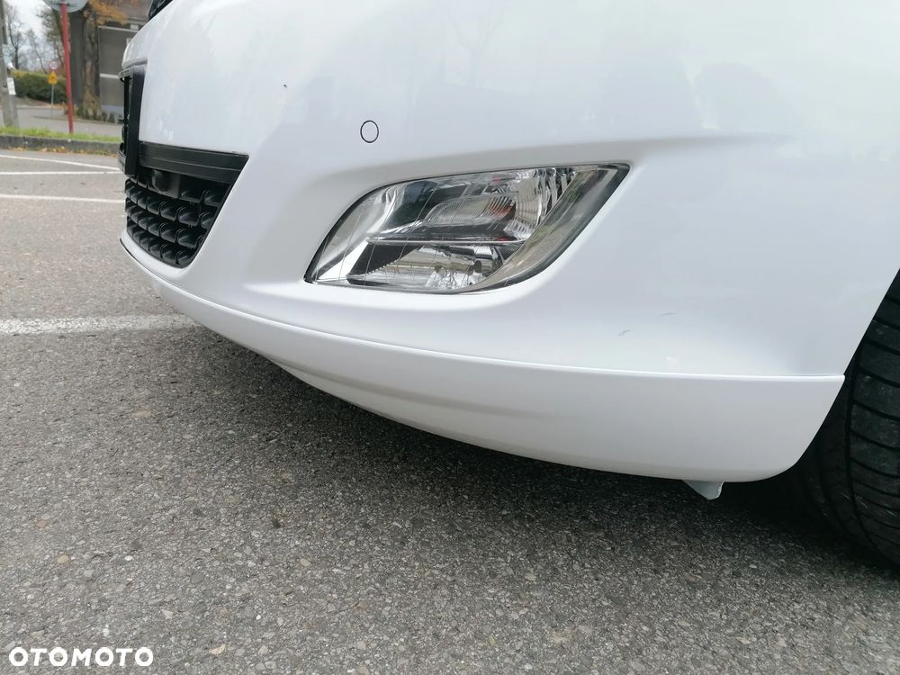 Opel Astra 1.4 Turbo 150 Jahre - 32