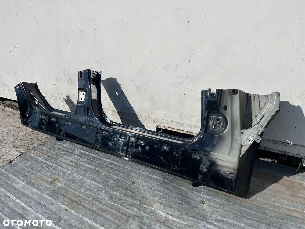 Prog prawy cwiartka poszycie prawe 668/9 668 SCHWARZ czarny BMW X3 E83 ORG - 2