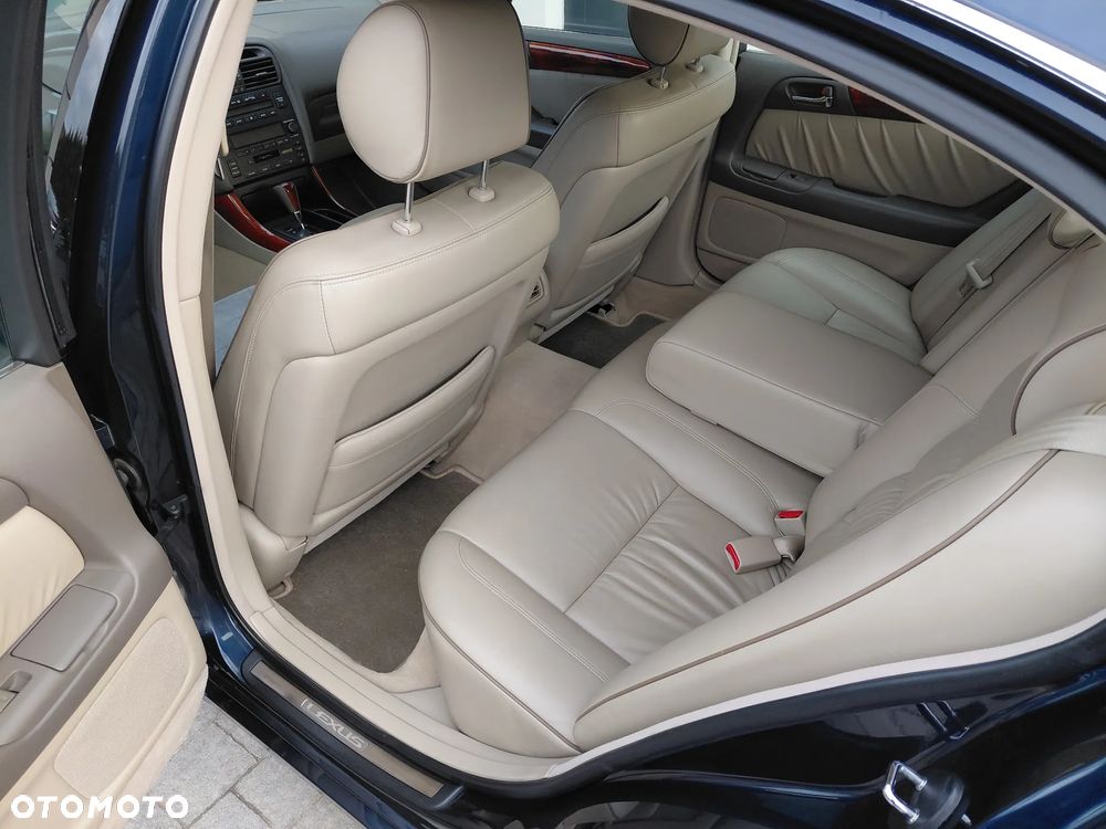 Lexus GS - 13