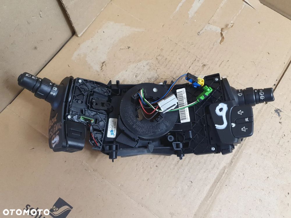 } PRZEŁĄCZNIK ZESPOLONY PAJĄK RENAULT SCENIC II nr 8200127727 - 1