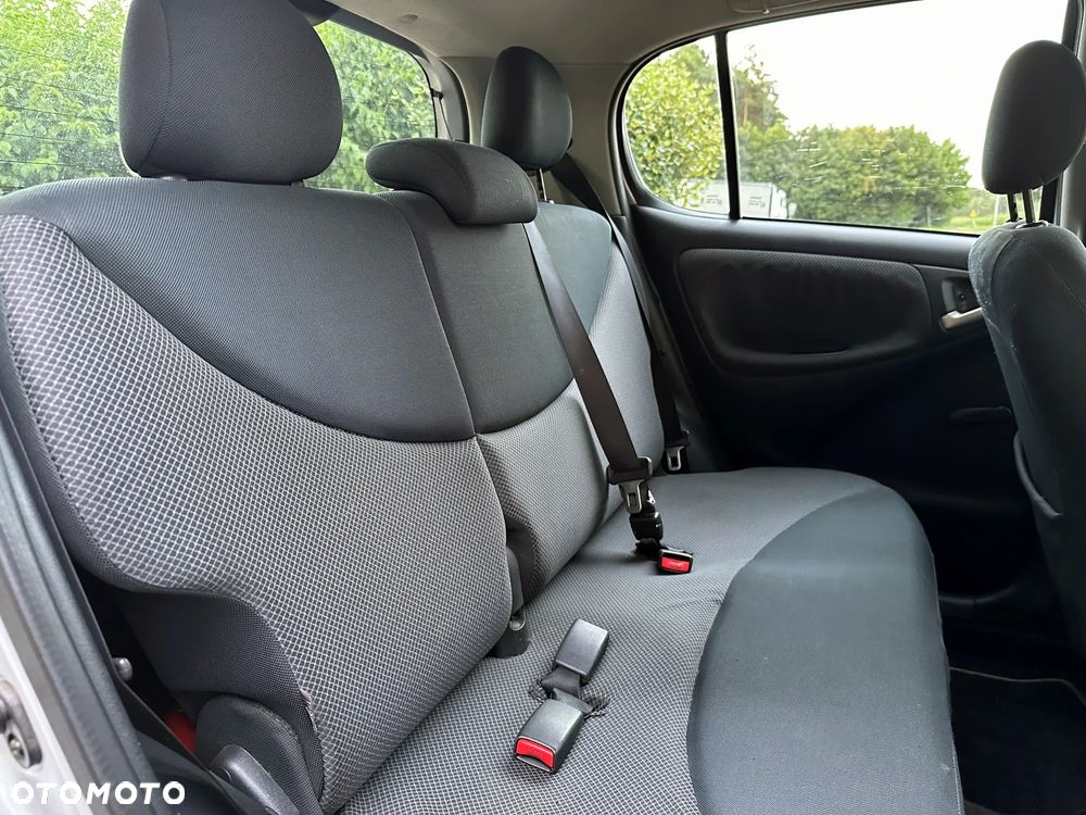 Toyota Yaris 1.0 Edition - 9