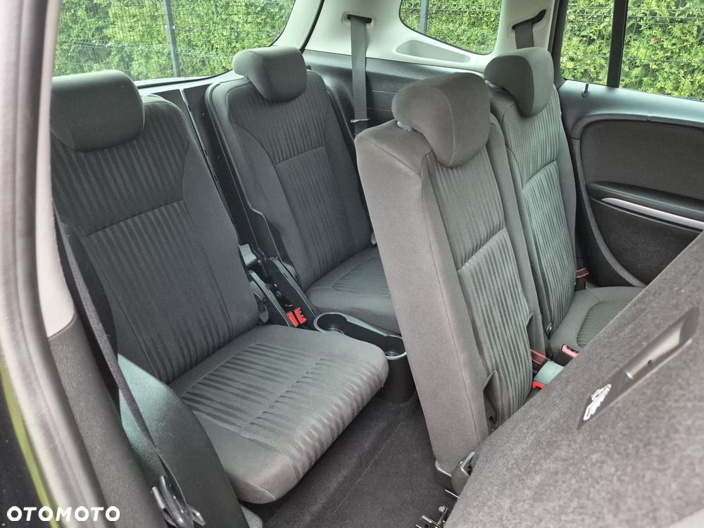 Opel Zafira Tourer 1.4 Turbo Business Innovation - 25