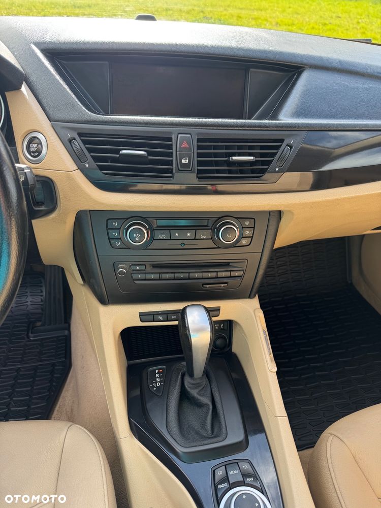 BMW X1 xDrive23d - 13