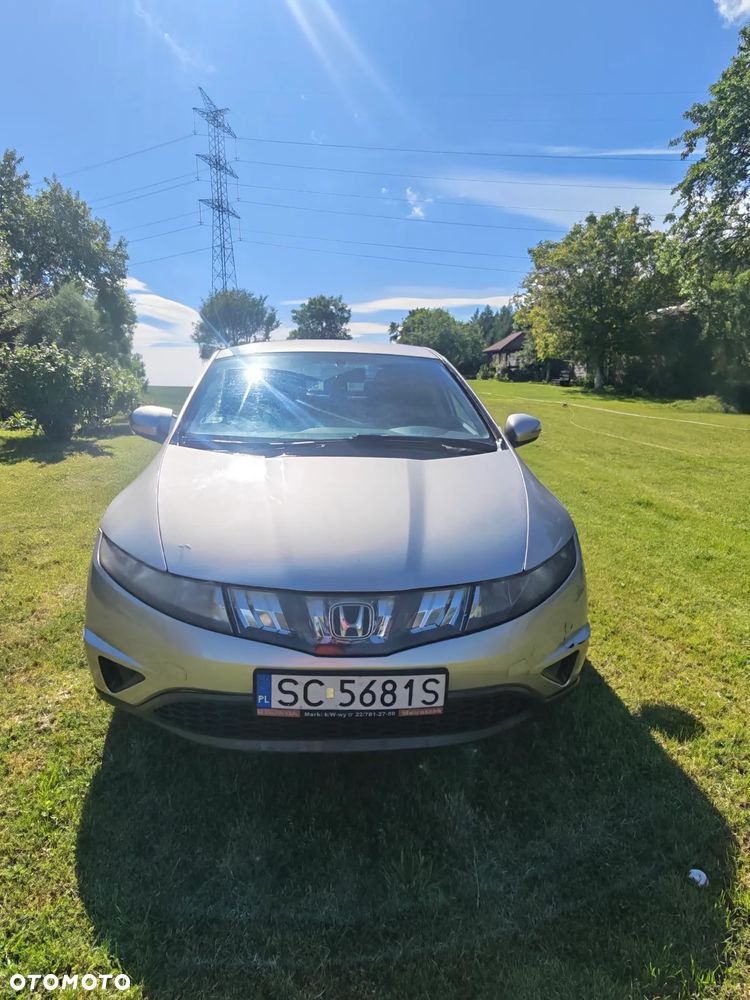 Honda Civic 1.8 Comfort - 3