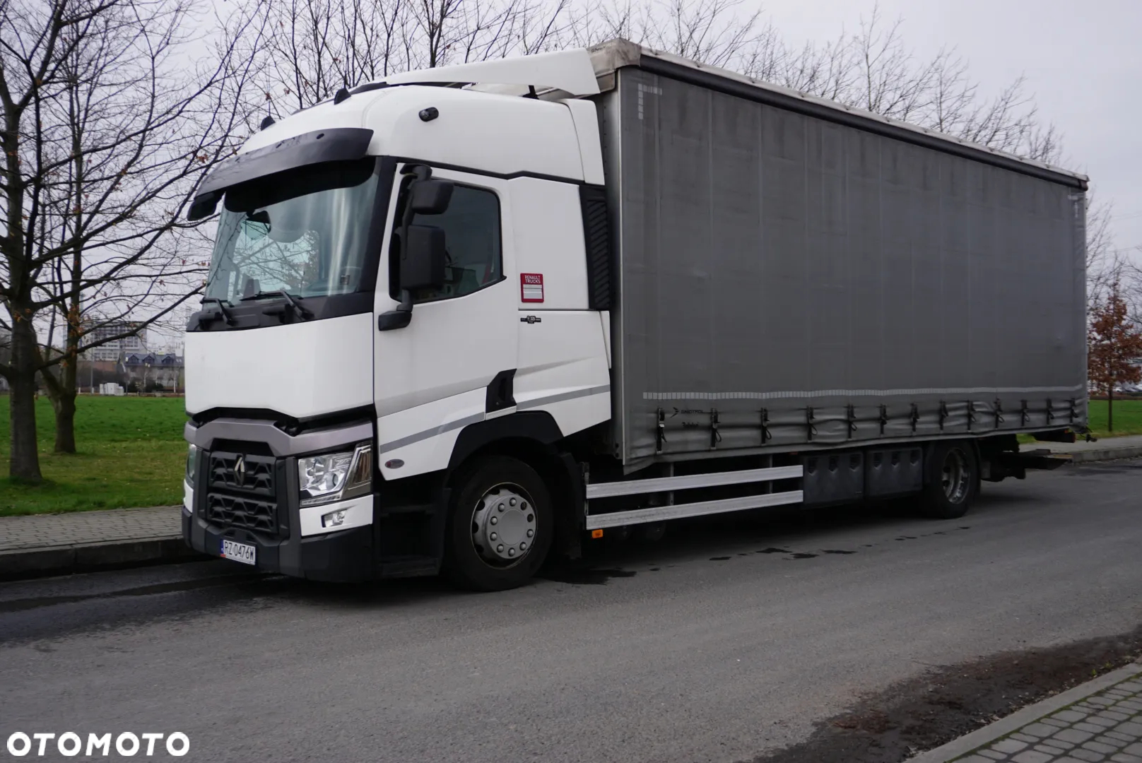 Renault T380 - 10