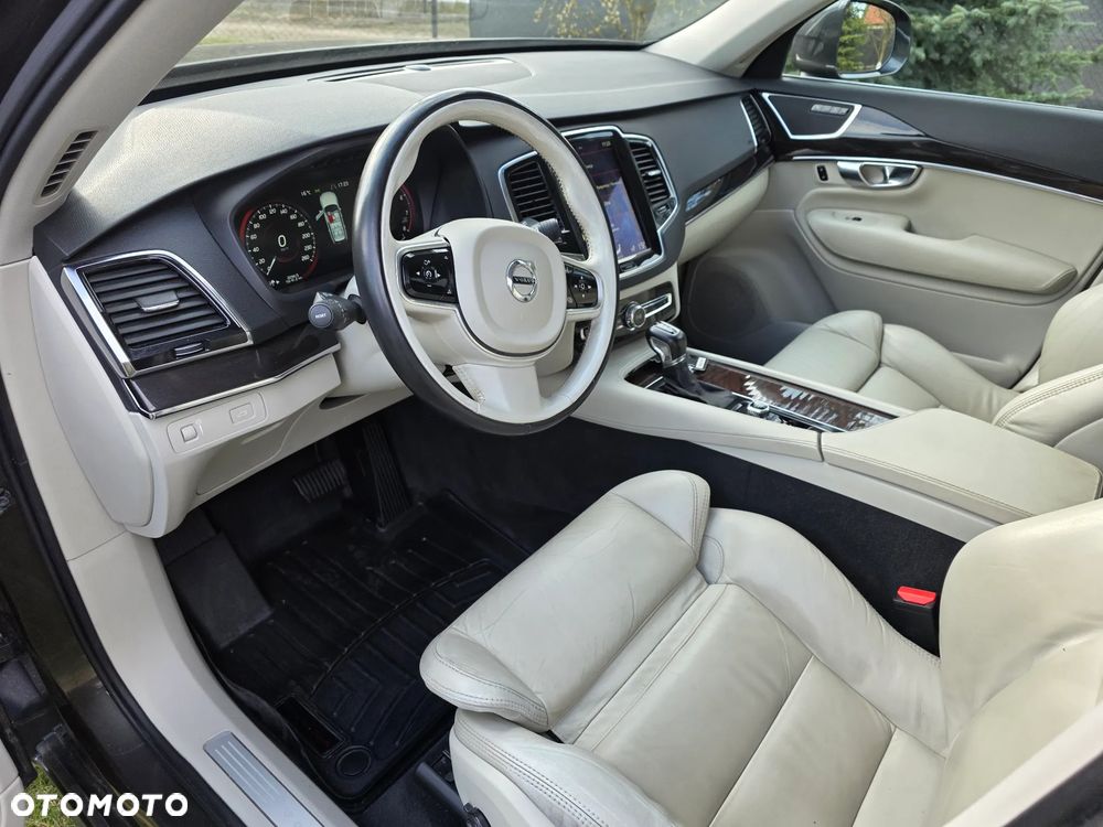 Volvo XC 90 T6 AWD Geartronic Momentum - 13