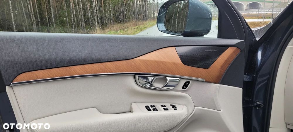 Volvo XC 90 T8 AWD Twin Engine Geartronic Inscription - 11