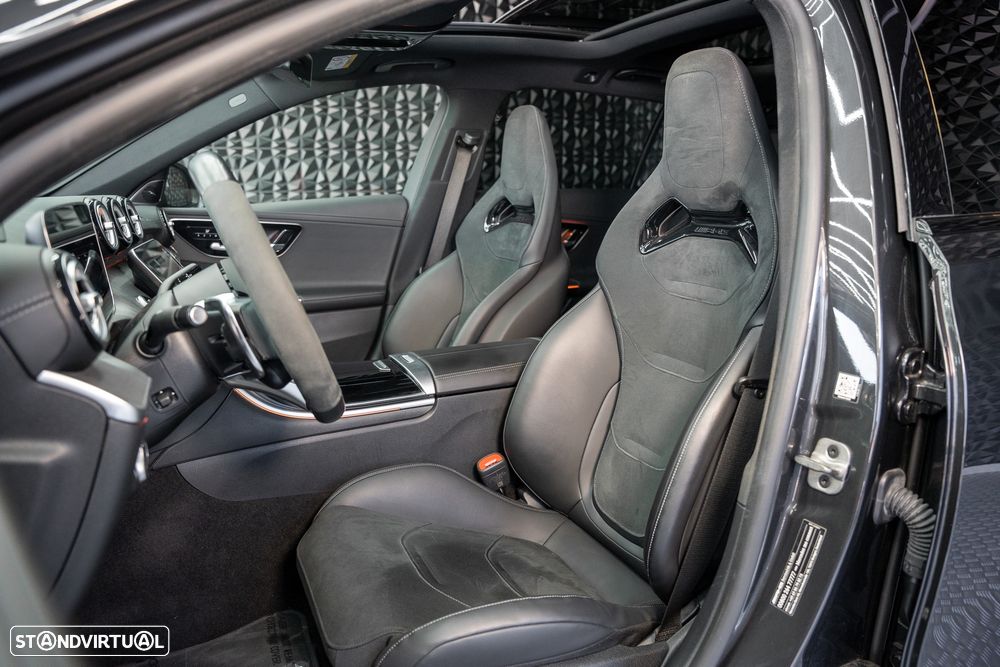 Mercedes-Benz C 63 AMG S E Performance 4Matic — photo 5