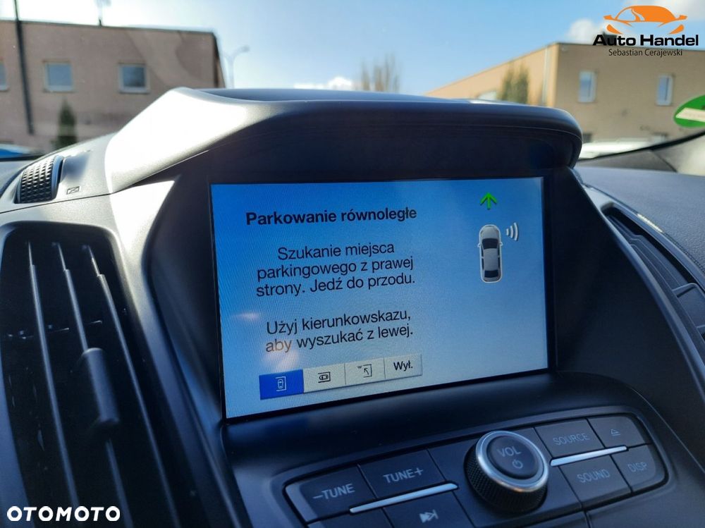 Ford Kuga 1.5 EcoBoost 2x4 ST-Line - 28