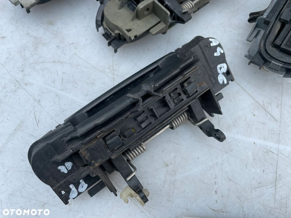 MECHANIZM KLAMKI LEWY PRAWY PRZÓD TYŁ AUDI A3 8P/ A3 8L/ A4 B6 - 6