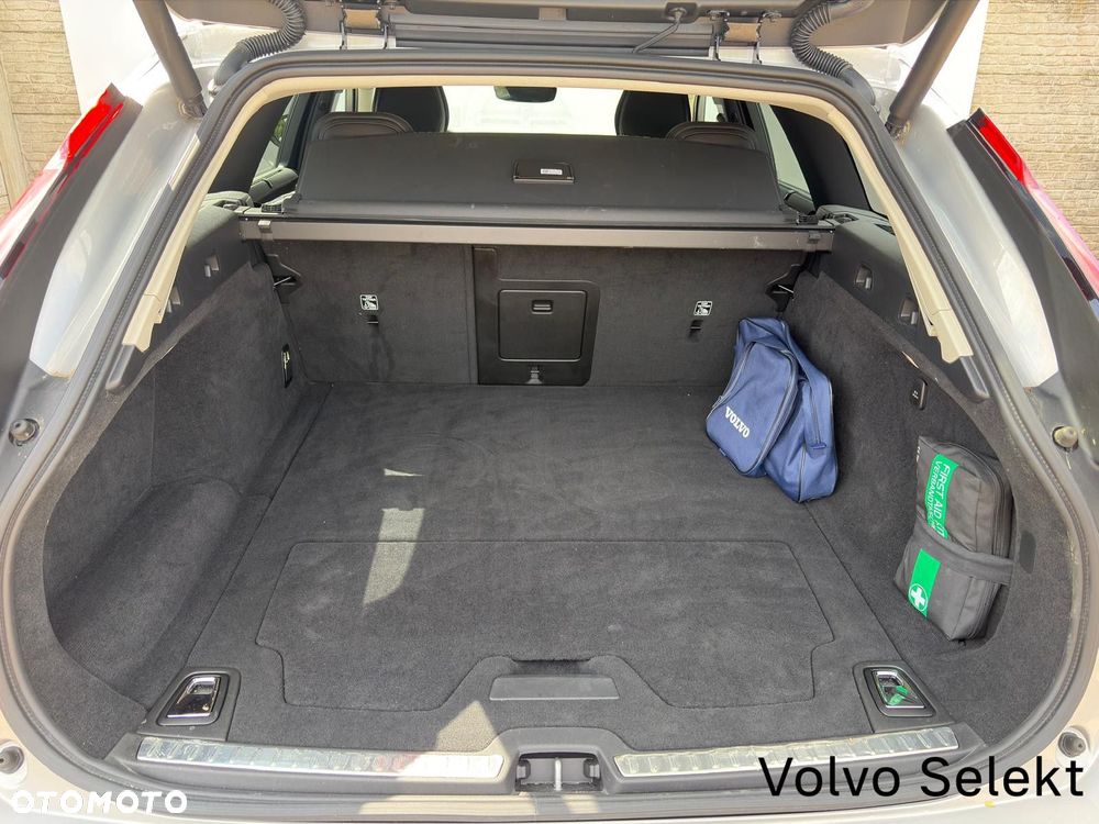 Volvo V90 - 11