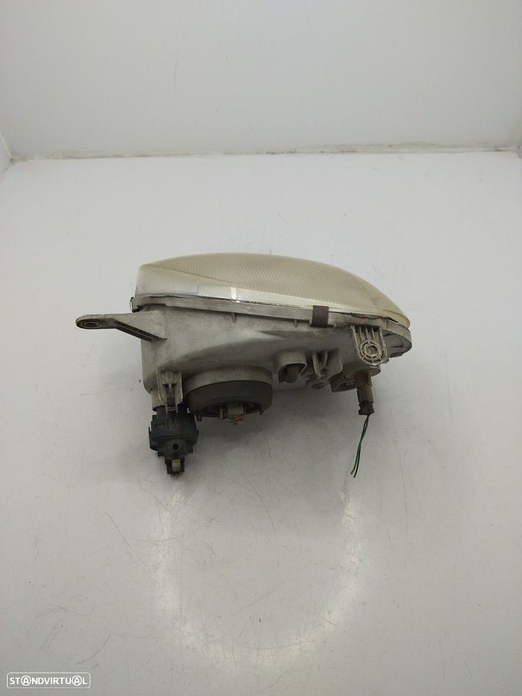 Farol/ Otica Dianteiro Dto Hyundai Atos (Mx) - 2