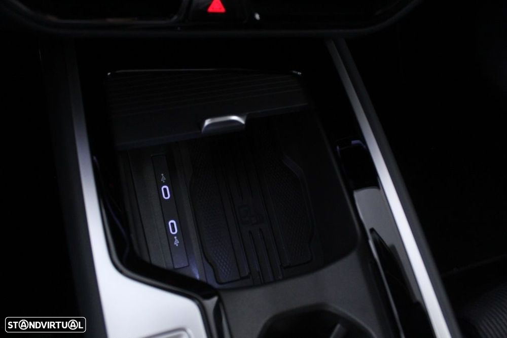 VW Passat Variant 1.5 TSI eHybrid R-Line DSG - 30