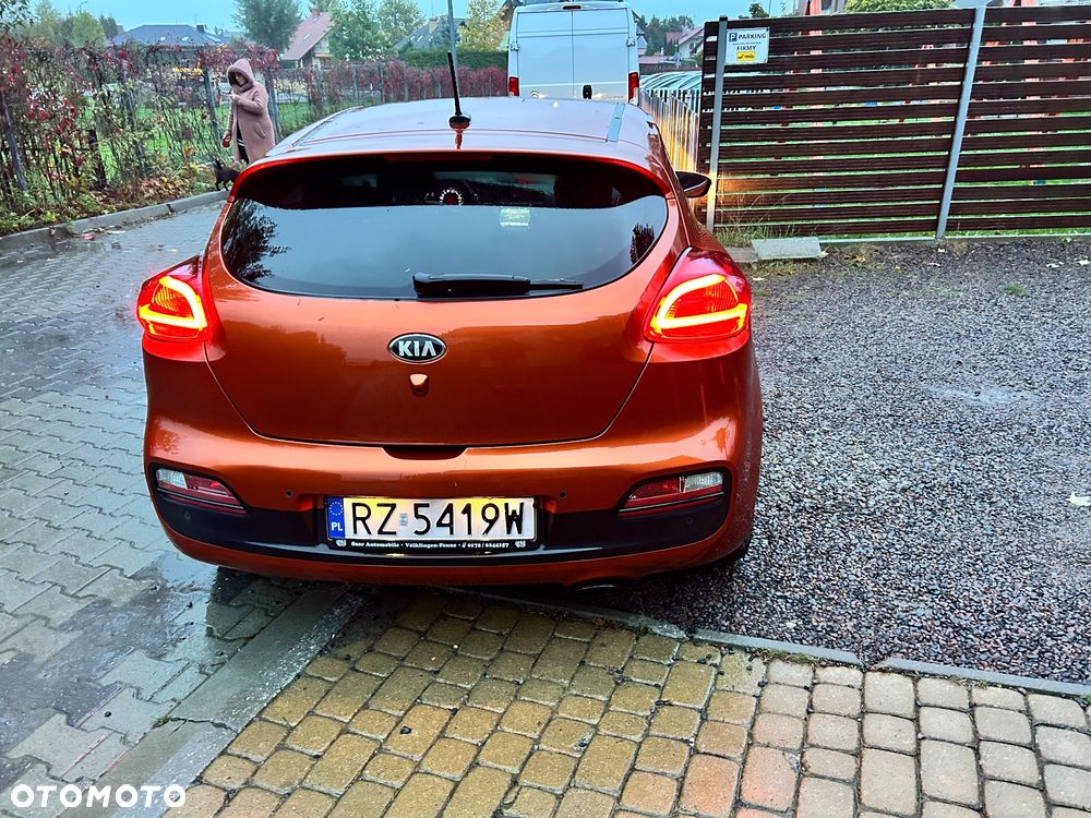 Kia ProCeed Pro_cee'd 1.6 crdi L - 4