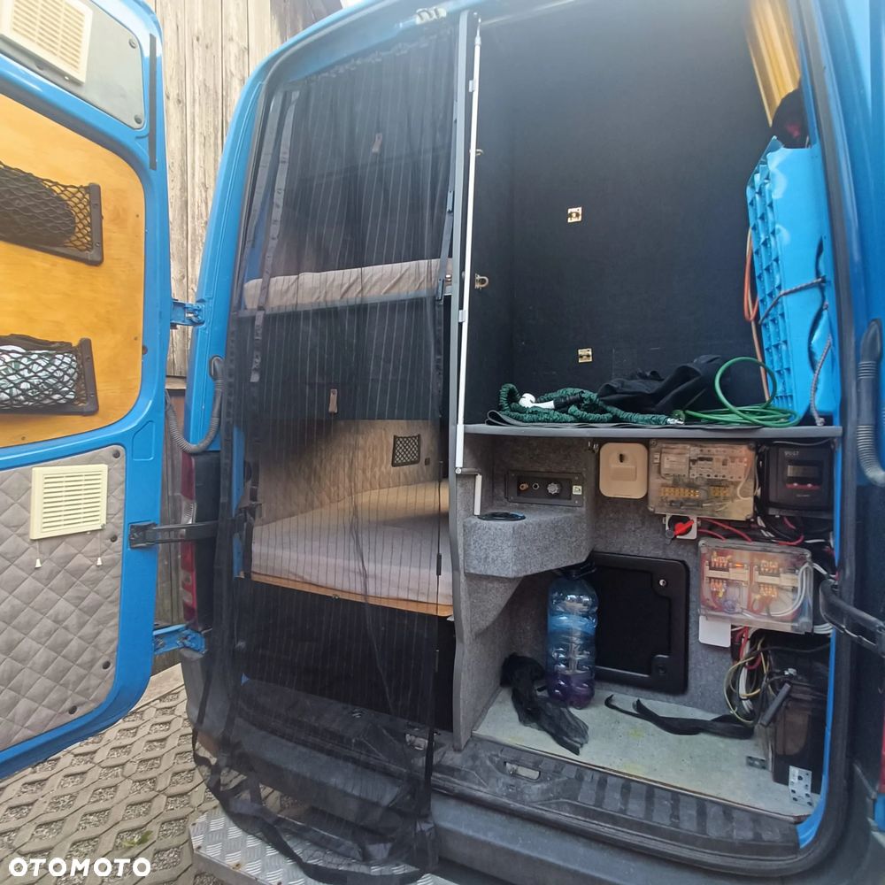 Mercedes-Benz Sprinter - 18
