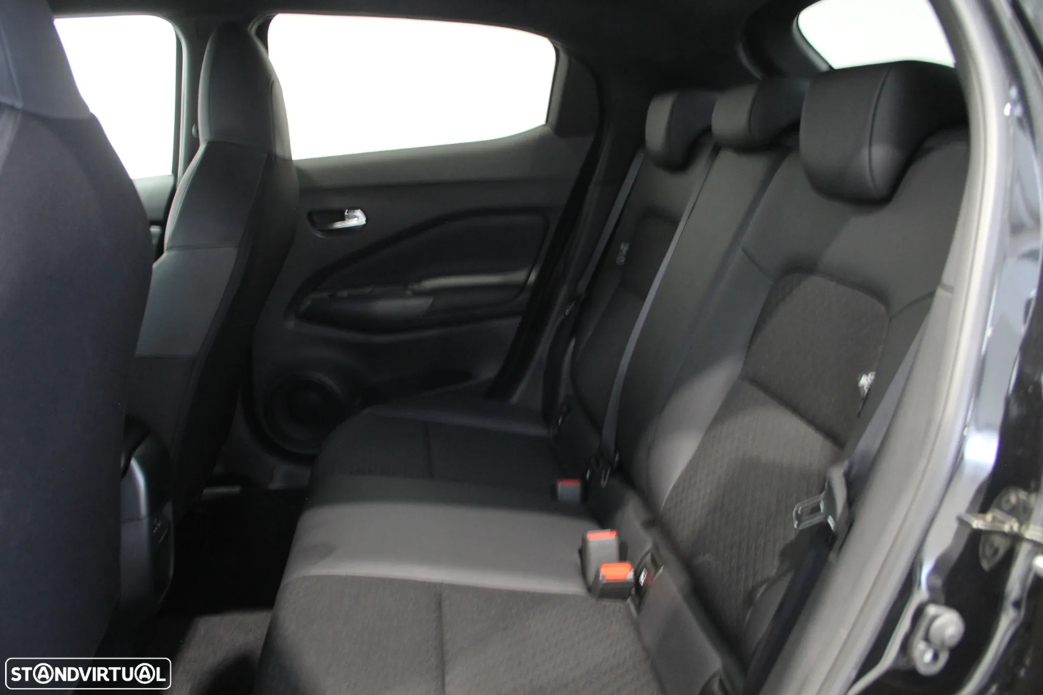 Nissan Juke 1.0 DIG-T N-Connecta NAV. DCT - 31