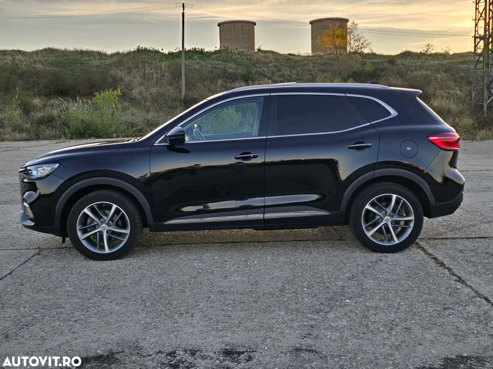 MG EHS 1.5T-GDI PHEV Luxury - 4