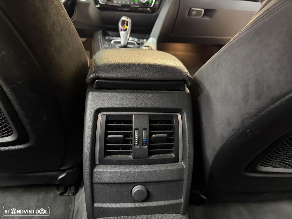 BMW 320 d Pack M Auto - 28