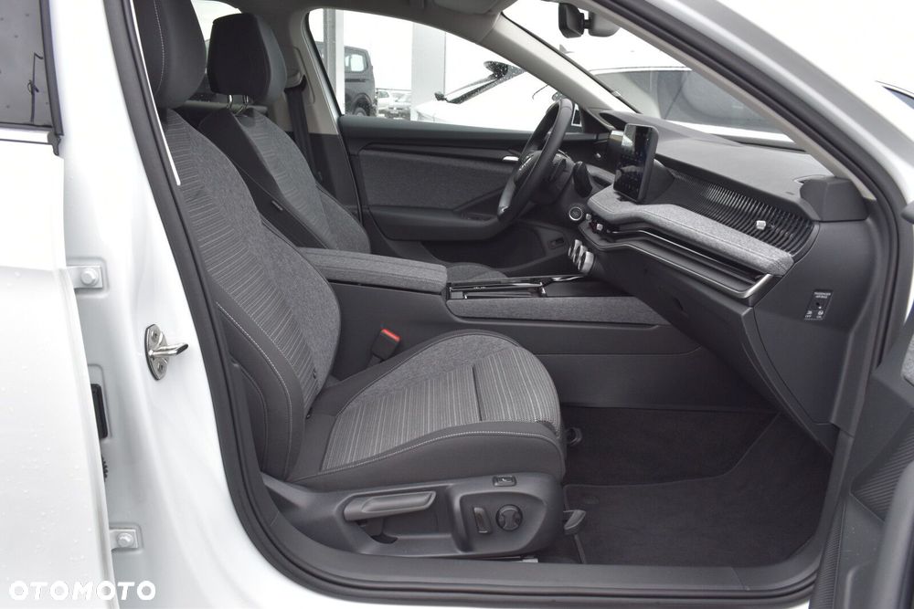 Skoda Superb 2.0 TDI SCR 4x4 Selection DSG - 37