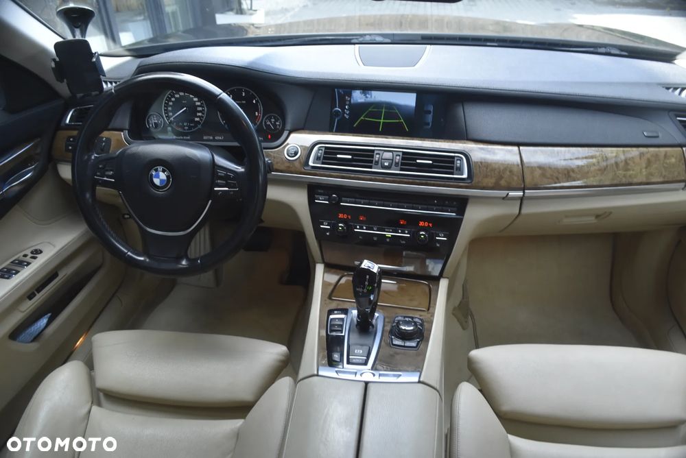 BMW Seria 7 730d L - 7