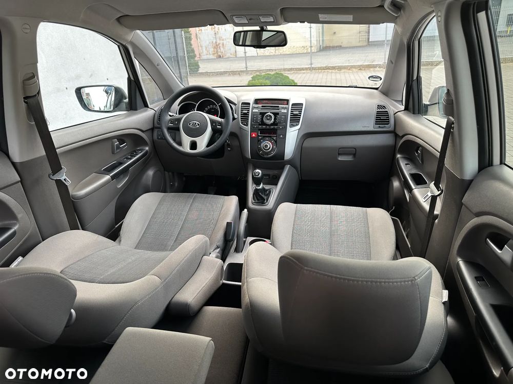 Kia Venga - 26