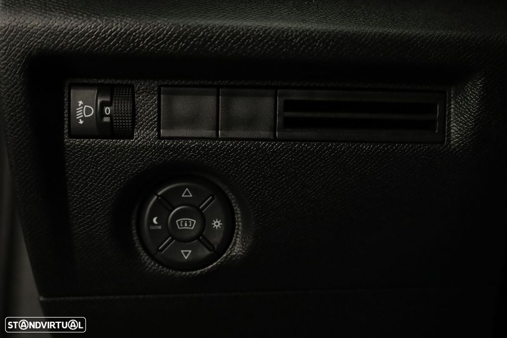 Citroën C4 1.2 PureTech Shine EAT8 - 18